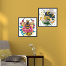 Load image into Gallery viewer, Bee Collecting Pollen 30*30CM (canvas) Partial Special-Shaped Drill Diamond Painting
