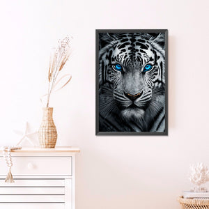White Tiger With Blue Eyes 40*60CM (canvas) Full AB Round Drill Diamond Painting