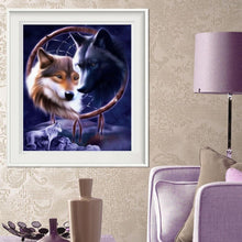 Load image into Gallery viewer, Dream Catcher Wolf Totem 30x35cm(canvas) partial round drill diamond painting
