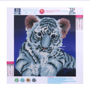 Tiger 30x30cm(canvas) partial round drill diamond painting