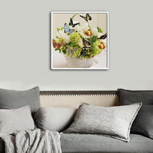 Load image into Gallery viewer, Butterfly Basket 30x30cm(canvas) partial round drill diamond painting
