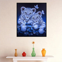 Load image into Gallery viewer, 2 Tigers 25x30cm(canvas) partial round drill diamond painting
