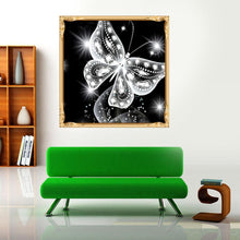 Load image into Gallery viewer, Butterfly 30x30cm(canvas) partial round drill diamond painting
