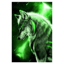 Load image into Gallery viewer, Wolf 20x25cm(canvas) partial round drill diamond painting

