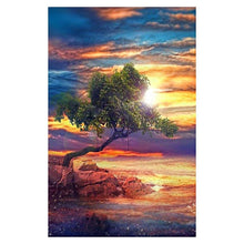 Load image into Gallery viewer, Tree 25x35cm(canvas) full round drill diamond painting
