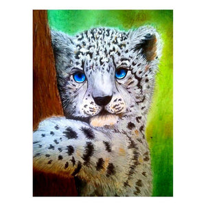 Tiger Hug Tree 30x38cm(canvas) partial round drill diamond painting