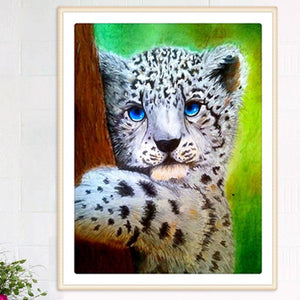 Tiger Hug Tree 30x38cm(canvas) partial round drill diamond painting