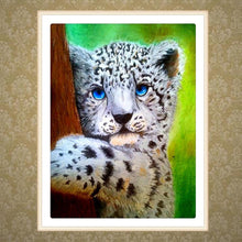 Load image into Gallery viewer, Tiger Hug Tree 30x38cm(canvas) partial round drill diamond painting
