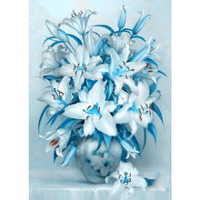 Load image into Gallery viewer, Lily Flower 40x30cm(canvas) full round drill diamond painting
