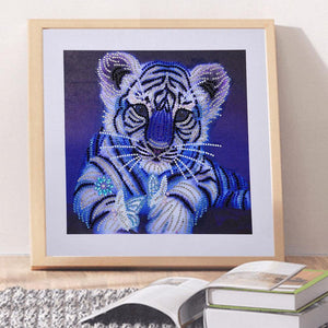 Tiger Animal 30x30cm(canvas) beautiful special shaped drill diamond painting