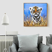 Load image into Gallery viewer, Small Tiger 30x30cm(canvas) full round drill diamond painting
