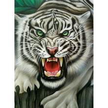 Load image into Gallery viewer, Fierce Tiger 30x40cm(canvas) full round drill diamond painting
