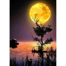 Load image into Gallery viewer, Moon Scenery Pattern 40x30cm(canvas) full round drill diamond painting
