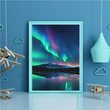 Load image into Gallery viewer, Aurora Scenery 40x30cm(canvas) full round drill diamond painting
