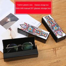 Load image into Gallery viewer, DIY Diamond Painting Sunglasses Case Portable Leather Glasses Storage Box
