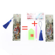 Load image into Gallery viewer, DIY Tiger Special Shape Diamond Painting Creative Leather Tassel Book Marks
