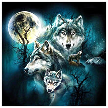 Load image into Gallery viewer, Night Wolves 30x30cm(canvas) full round drill diamond painting
