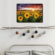 Load image into Gallery viewer, Sunflower 40x30cm(canvas) full round drill diamond painting
