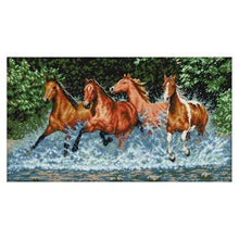 Load image into Gallery viewer, Horse 11CT Stamped Cross Stitch Kit 77x46cm(canvas)
