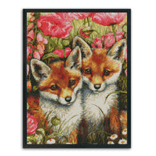 Load image into Gallery viewer, Two Foxes 11CT Stamped Cross Stitch Kit 45x55cm(canvas)
