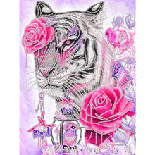 Load image into Gallery viewer, Tiger 30x40cm(canvas) partial special shaped drill diamond painting
