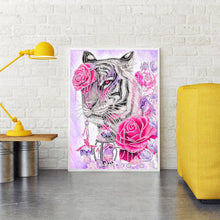 Load image into Gallery viewer, Tiger 30x40cm(canvas) partial special shaped drill diamond painting
