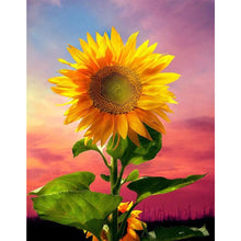 Load image into Gallery viewer, Sunflower 30x40cm(canvas) full round drill diamond painting
