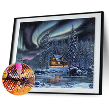 Load image into Gallery viewer, Aurora Snow 40x30cm(canvas) full round drill diamond painting
