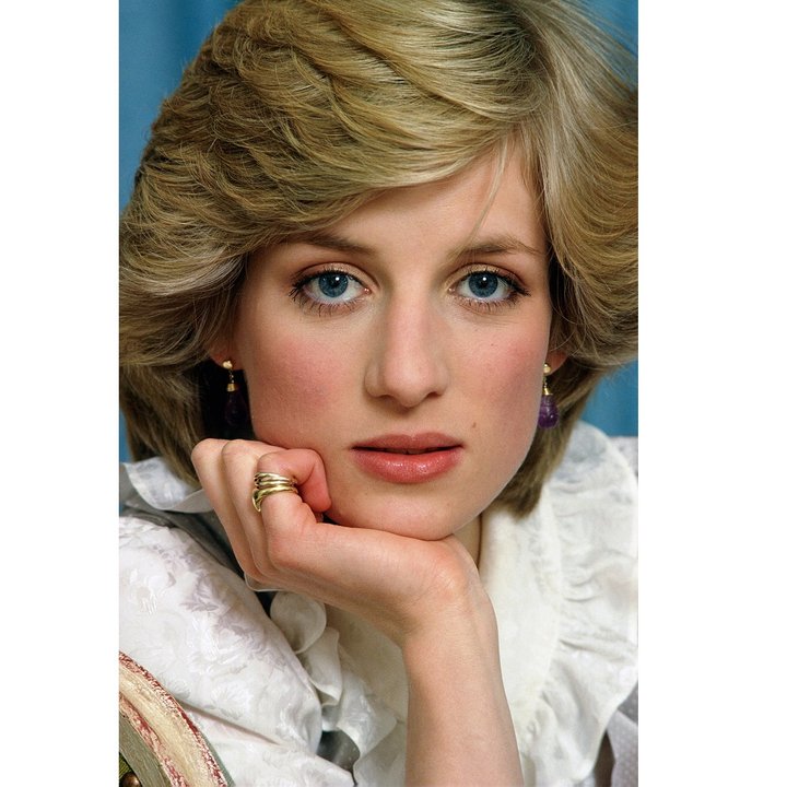 Princess Diana 50*60CM(canvas) Full Round Drill Diamond Painting